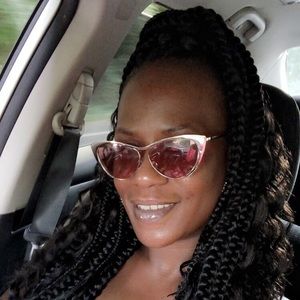 Meet your Posher, Jameka